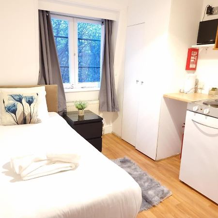 Apartamento F22-Compact 4Th Flr Studio Fits 1- Near Paddington Station Londres Exterior foto