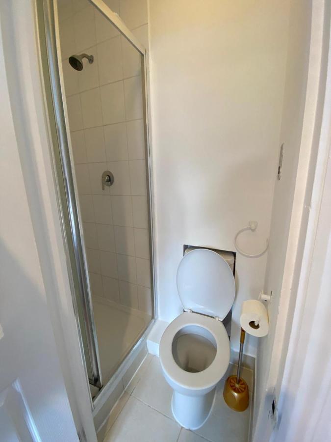 Apartamento F22-Compact 4Th Flr Studio Fits 1- Near Paddington Station Londres Exterior foto